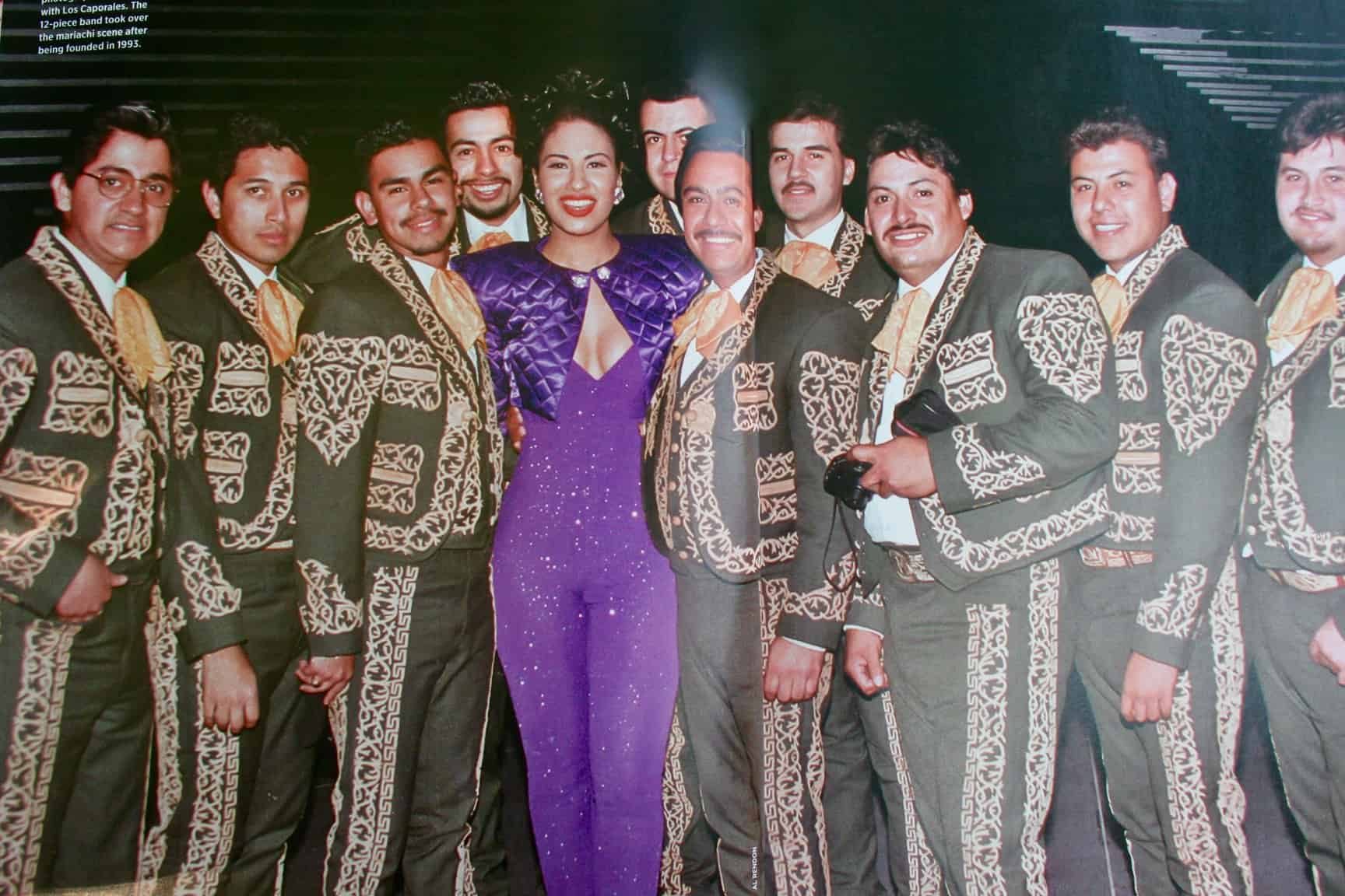 mariachi los caporales