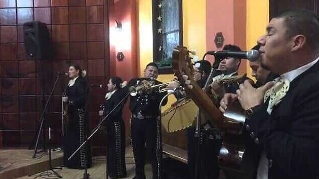 mariachi voz de america de